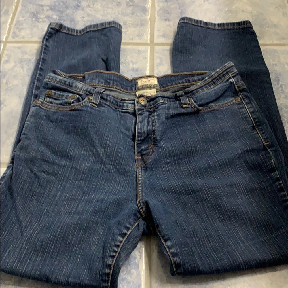 Levi’s 5 pocket Straight 512 Jean